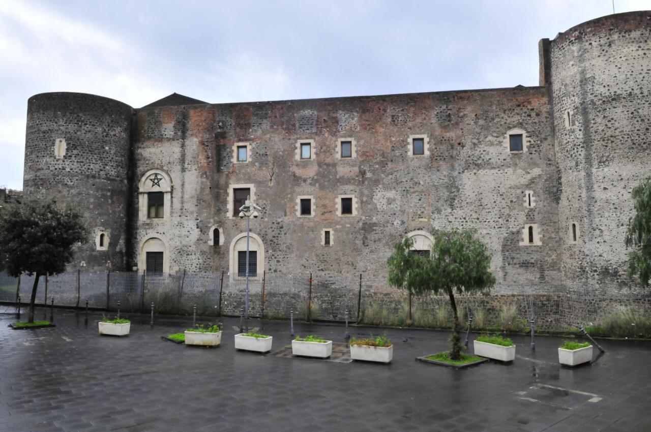 Апартаменты Terrazza Sul Castello Ursino By Wonderful Italy Катания Экстерьер фото